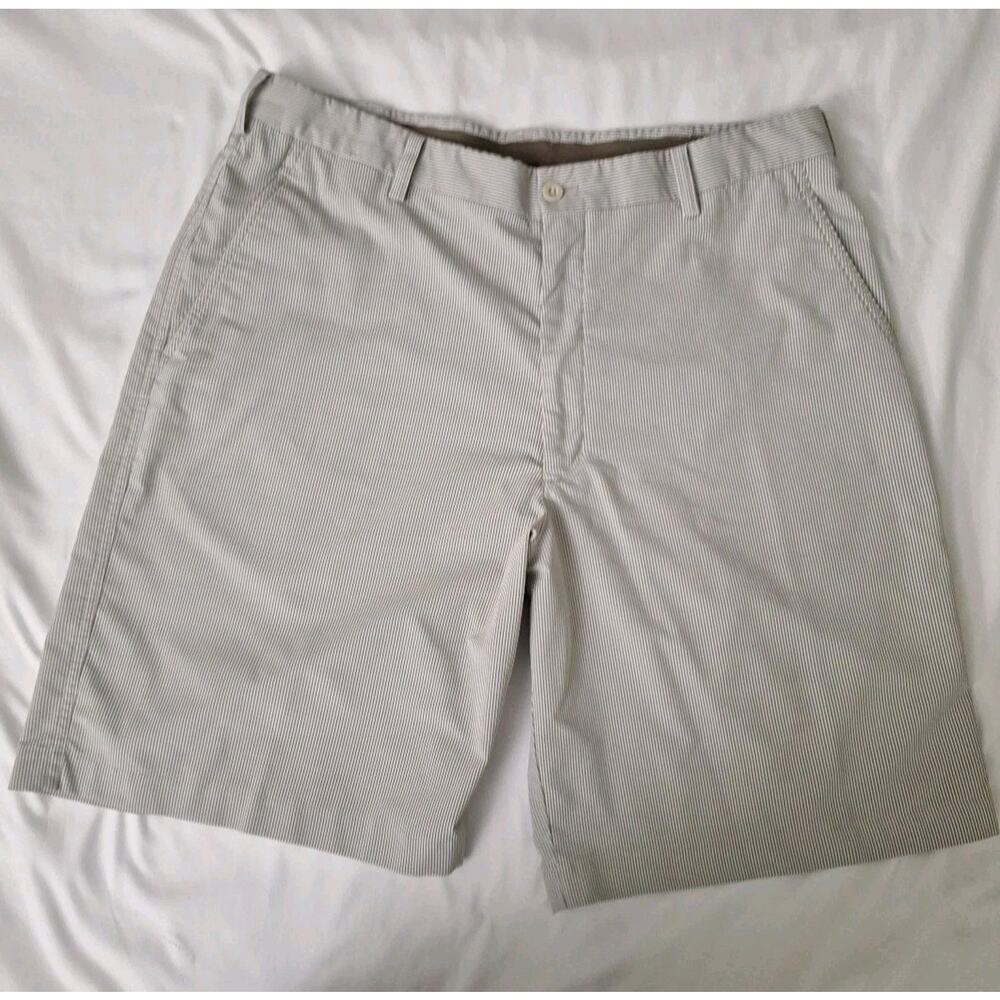 Nike Golf Mens 36" Tan Pinstriped Chino Shorts Fit Dry Stretch Performance